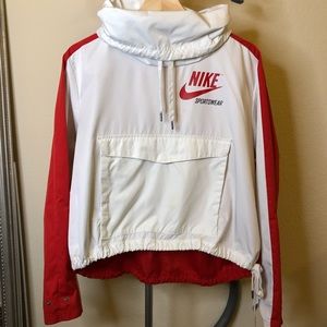 Women’s Nike Archive Pullover Jacket, Size M